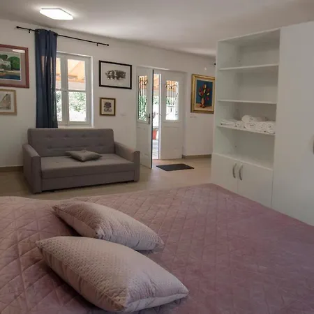 Studio Apartman Roza Ston Exterior photo